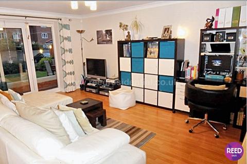 2 bedroom apartment for sale, Guildford Road, Southend On Sea