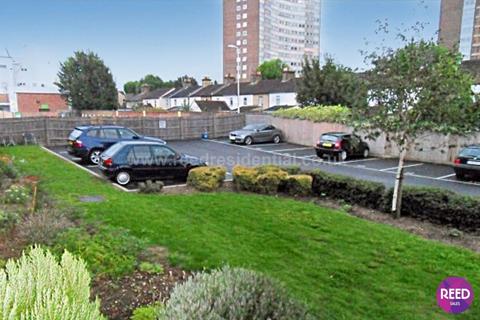 2 bedroom apartment for sale, Guildford Road, Southend On Sea