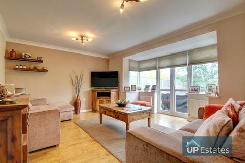 77 Bardley Drive, Coventry, CV6 3LD