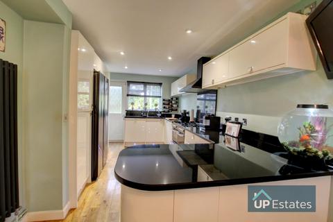 77 Bardley Drive, Coventry, CV6 3LD