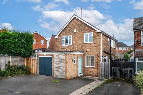 3 bedroom detached house for sale, Hadley Close, Dudley, West Midlands, DY2