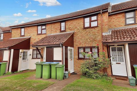 1 bedroom maisonette to rent, Walton Park, Walton-on-Thames KT12