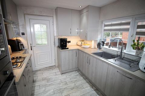 3 bedroom semi-detached house for sale, Buckleigh Road, Wath-upon-Dearne, Rotherham