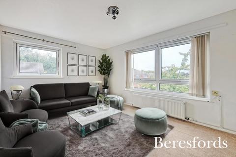 1 bedroom apartment for sale, Peters Court, Russell Close, SS15