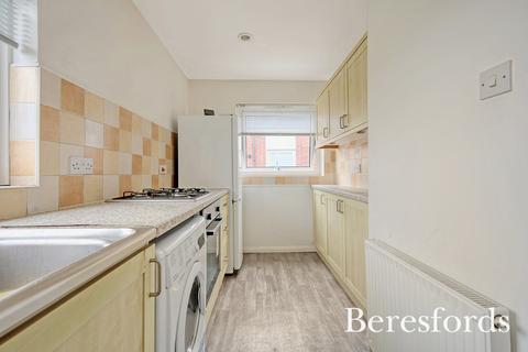 1 bedroom apartment for sale, Peters Court, Russell Close, SS15