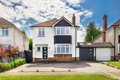 4 bedroom link detached house for sale, North View Crescent, Epsom, KT18