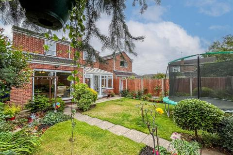5 Arras Boulevard, Hampton Magna, Warwick, CV35 8TY