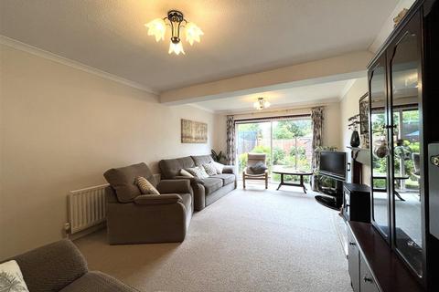 5 Arras Boulevard, Hampton Magna, Warwick, CV35 8TY