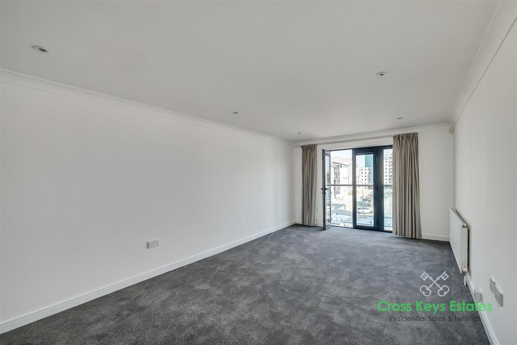 Kitchen / Living Room