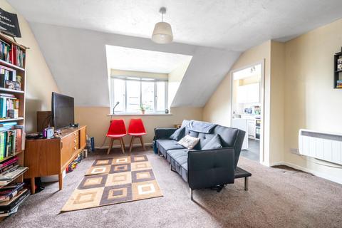 2 bedroom apartment for sale, Gillards Mews, London