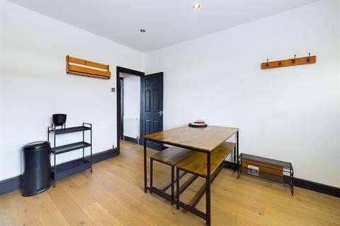 28 Stanhope Road, Sheffield, S12 2ER