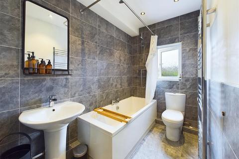 28 Stanhope Road, Sheffield, S12 2ER