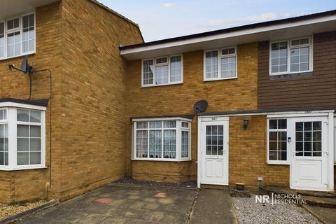 3 bedroom terraced house for sale, Chantry Road, Chessington, Surrey. KT9