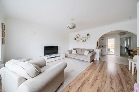 3 bedroom terraced house for sale, Birchwood Avenue, Sidcup