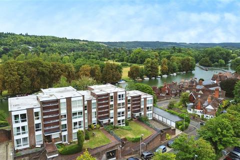 undefined, Shooters Hill, Pangbourne, Reading, Berkshire, RG8