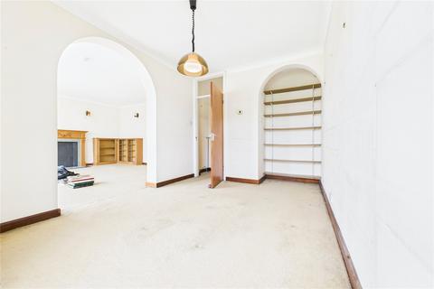 undefined, Shooters Hill, Pangbourne, Reading, Berkshire, RG8