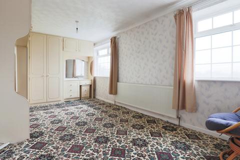 17 Hazel Avenue, Withernsea, HU19 2PQ