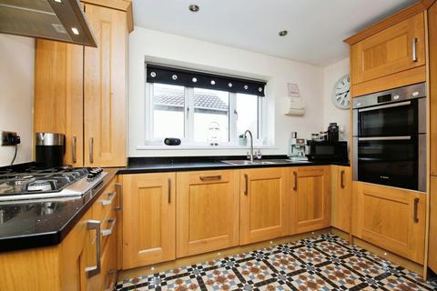 3 bedroom terraced house for sale, Mitchell Gardens, South Shields NE34