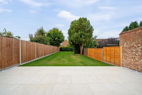76 Brookfield Road, Bedford, MK41 9LJ