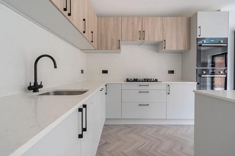 76 Brookfield Road, Bedford, MK41 9LJ