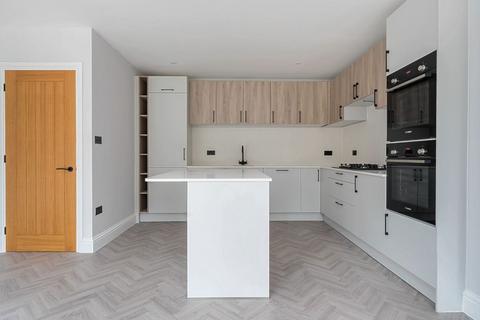 76 Brookfield Road, Bedford, MK41 9LJ