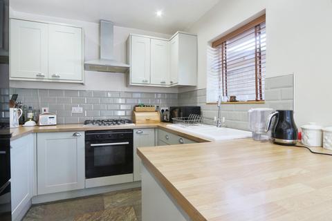 3 bedroom end of terrace house for sale, Dent Road, Hull,  HU5 4SH