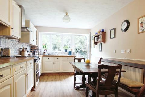 4 bedroom detached house for sale, Victoria Road, Beverley, East Riding Of Yorkshire, HU17 8PA