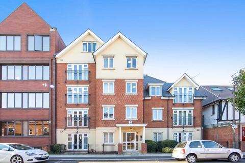 2 bedroom apartment to rent, COMPTON ROAD, WIMBLEDON, SW19