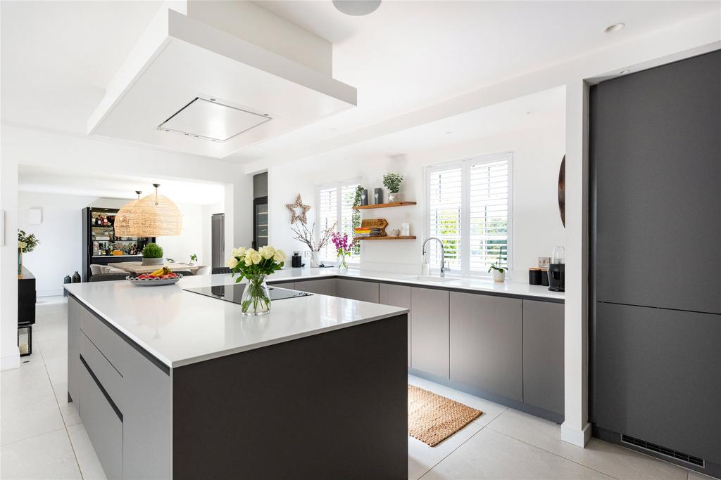 Kitchen/Breakfast Rm