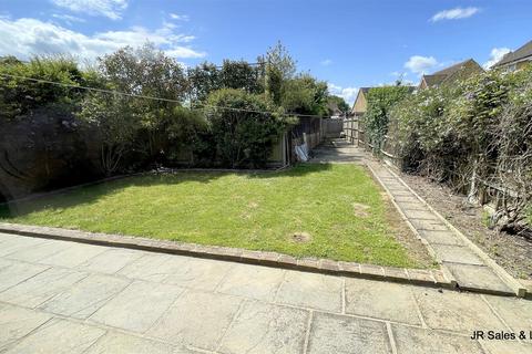 undefined, Hammondstreet Road, West Cheshunt