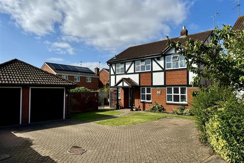 4 bedroom detached house for sale, Croft Thorne Close, Cheltenham GL51