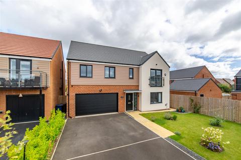 5 bedroom detached house for sale, Ringlet Drive, Great Park, NE13