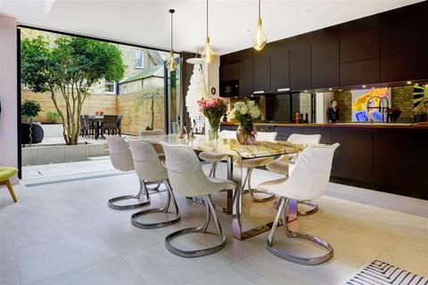 44 Courthope Road, London, NW3 2LD