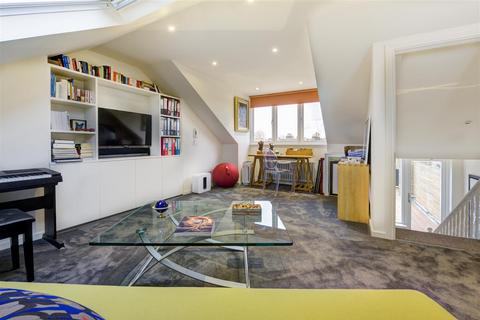 44 Courthope Road, London, NW3 2LD