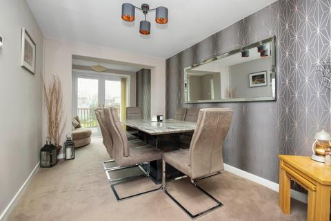 38 Boyd Orr Drive, Penicuik, EH26 0LA
