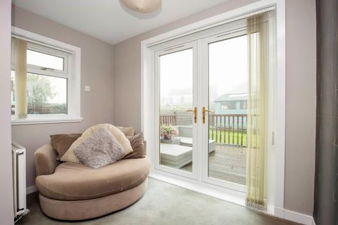38 Boyd Orr Drive, Penicuik, EH26 0LA
