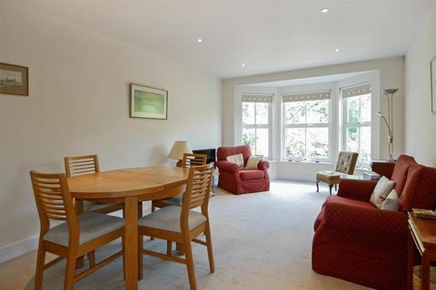 2 bedroom apartment to rent, St. Agnes Place, Chichester