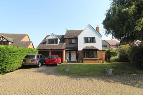 4 bedroom detached house for sale, Hall Farm Crescent, Leicester LE9