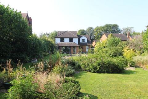 4 bedroom detached house for sale, Hall Farm Crescent, Leicester LE9