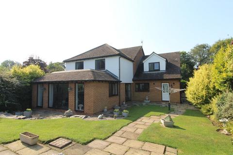 4 bedroom detached house for sale, Hall Farm Crescent, Leicester LE9