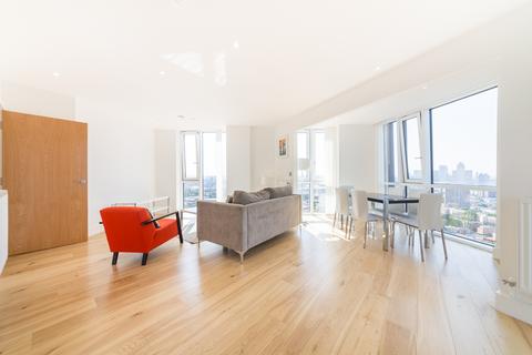 3 bedroom apartment to rent, Sky View Tower, Stratford E15