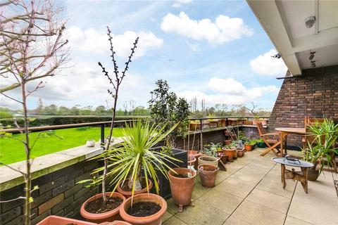 2 bedroom apartment to rent, Elm Lodge, Fulham SW6