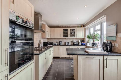 3 bedroom end of terrace house for sale, Plover Road, Larkfield