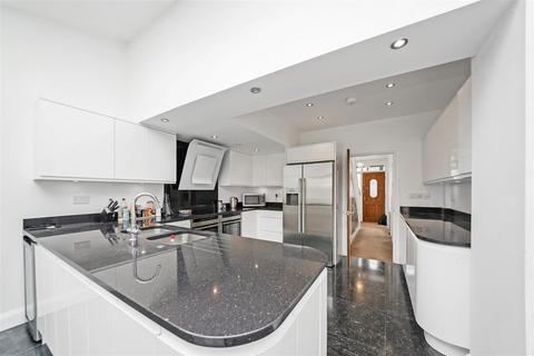 undefined, Kimberley Road, London E4