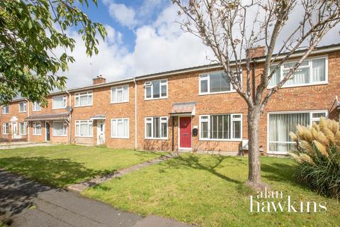 3 bedroom terraced house for sale, Lime Kiln, Royal Wootton Bassett SN4 7