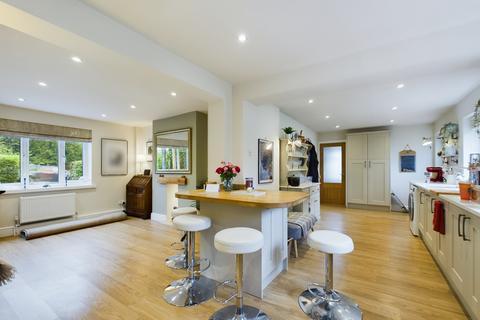 Honeysuckle Cottage Brimpton Road, Baughurst, Tadley, RG26 5JJ