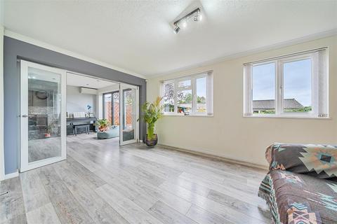 6 Shepherds Close, Orpington, BR6 9UB