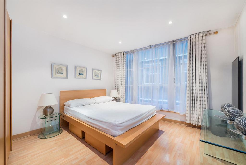 Bedroom .jpg