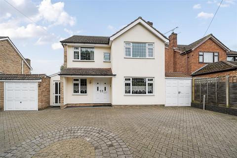 3 bedroom detached house for sale, Hall Lane, Yateley GU46