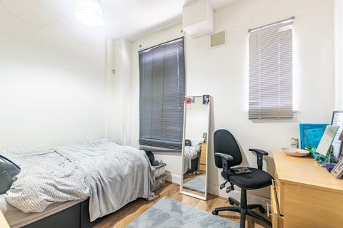 5 John Street, Leeds, LS6 1JE
